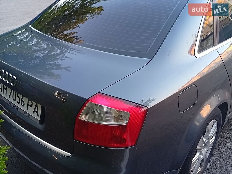 Седан Audi A4 2003 в Днепре
