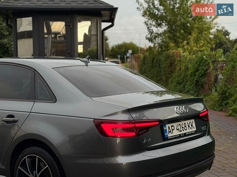 Седан Audi A4 2017 в Киеве