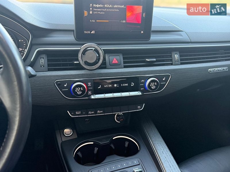 Седан Audi A4 2019 в Києві