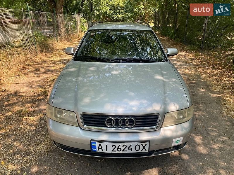 Универсал Audi A4 2000 в Буче