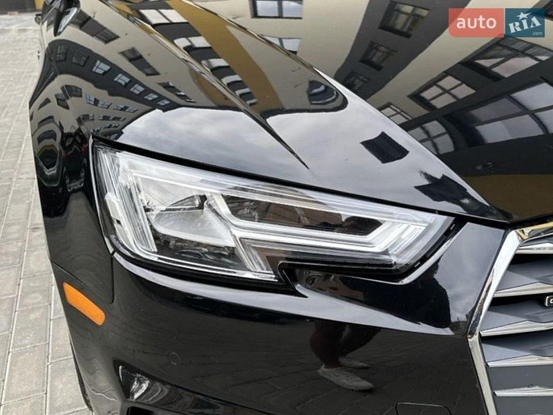 Седан Audi A4 2017 в Львове