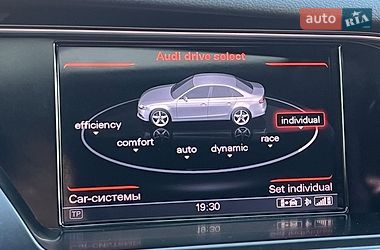 Седан Audi A4 2013 в Киеве