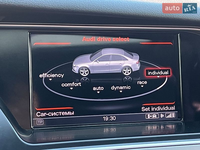 Седан Audi A4 2013 в Киеве