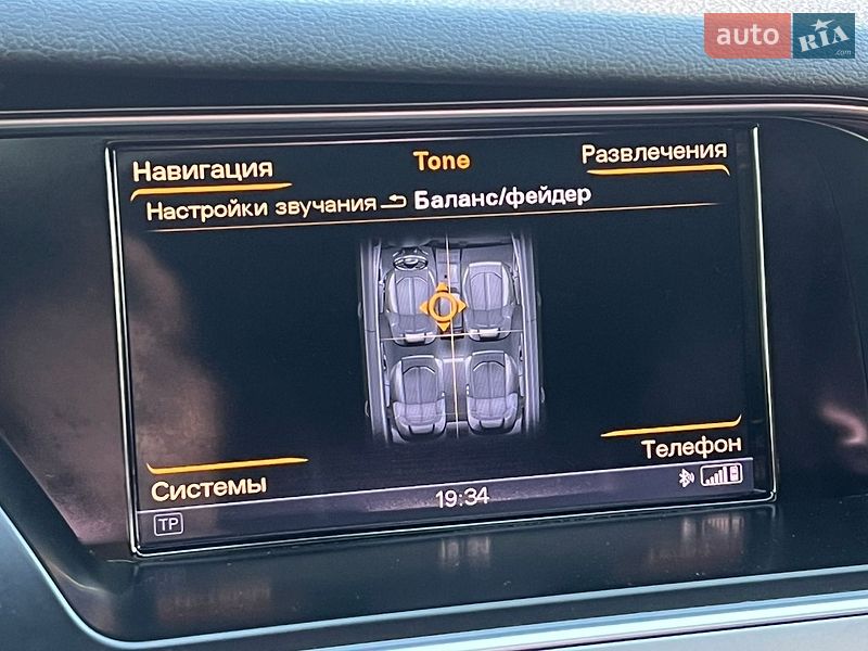 Седан Audi A4 2013 в Киеве