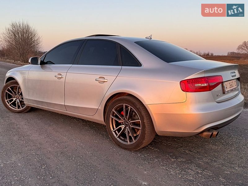 Седан Audi A4 2012 в Броварах