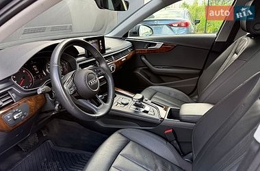 Седан Audi A4 2019 в Львові