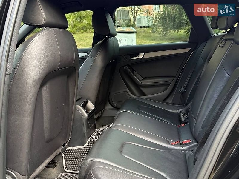 Универсал Audi A4 2014 в Львове