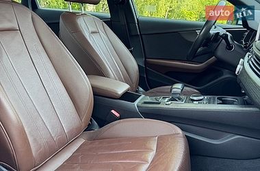 Седан Audi A4 2018 в Хмельницком