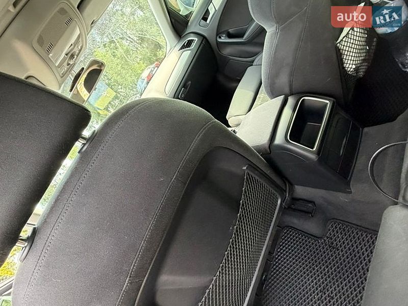 Седан Audi A4 2014 в Києві
