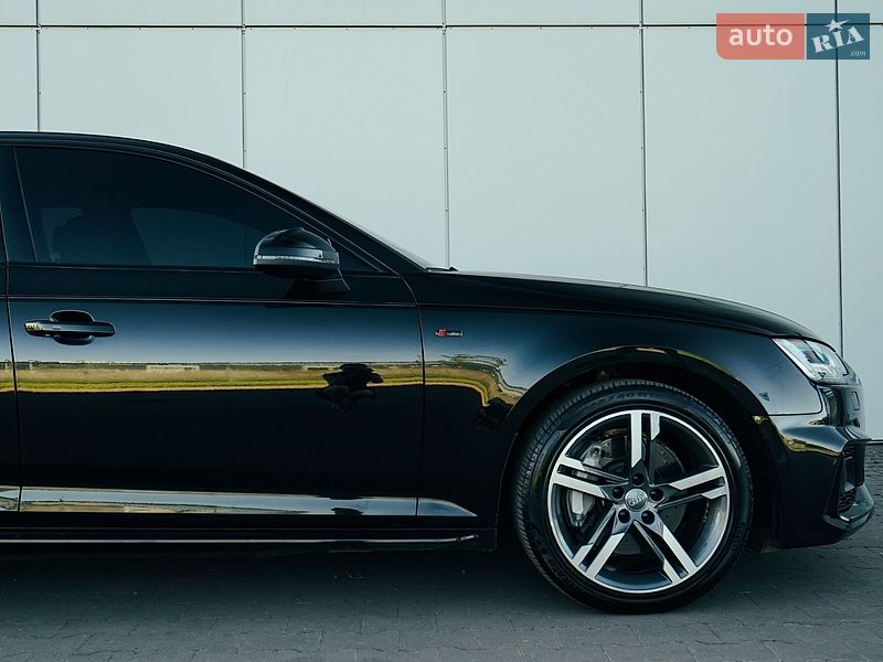 Седан Audi A4 2016 в Харкові