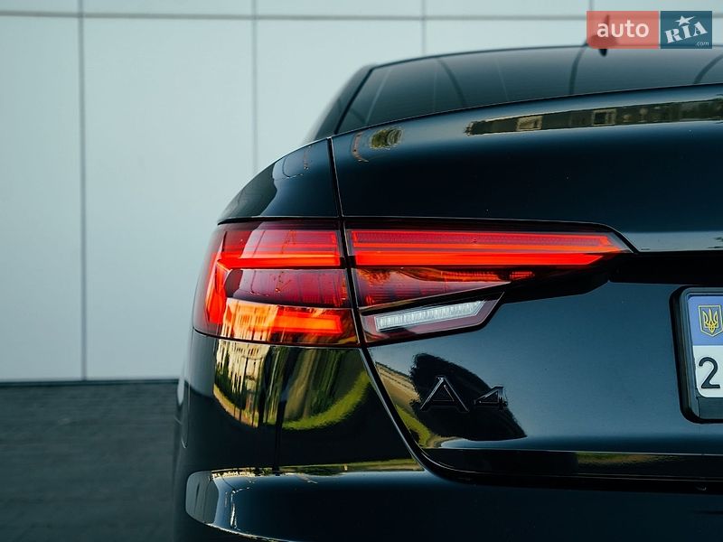 Седан Audi A4 2016 в Харкові