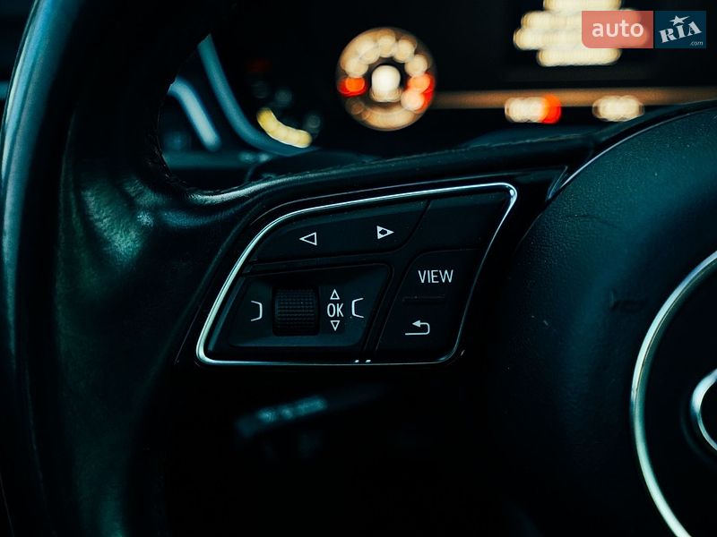 Седан Audi A4 2016 в Харкові