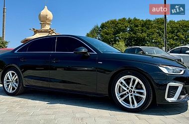 Седан Audi A4 2022 в Трускавце