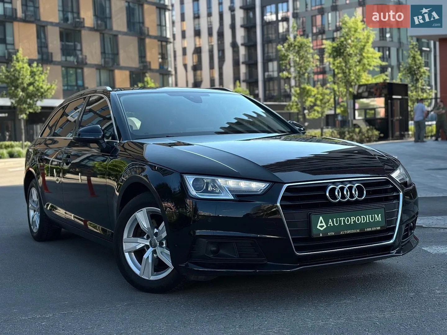 2017 Audi A4 - мініатюра 2