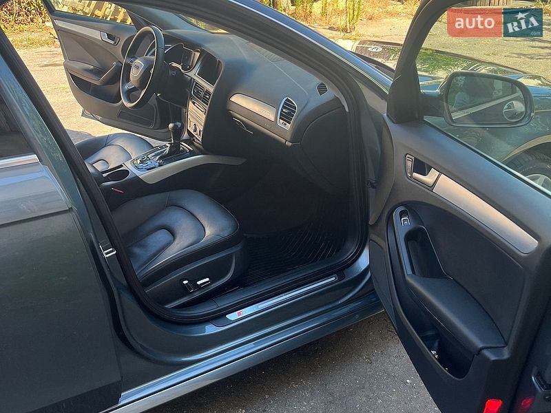 Седан Audi A4 2014 в Николаеве