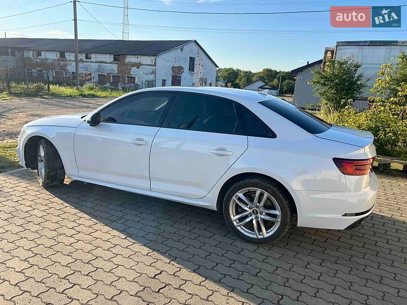 Седан Audi A4 2017 в Болехове