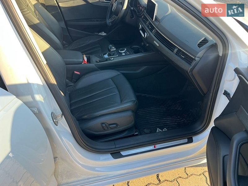 Седан Audi A4 2017 в Болехове