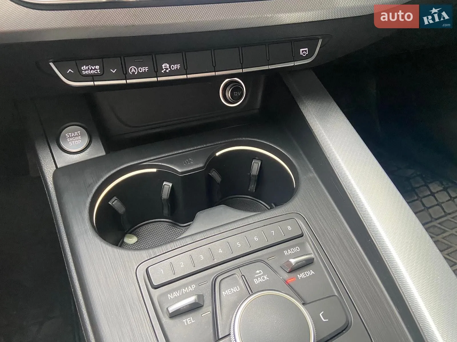 2016 Audi A4 - мініатюра 71