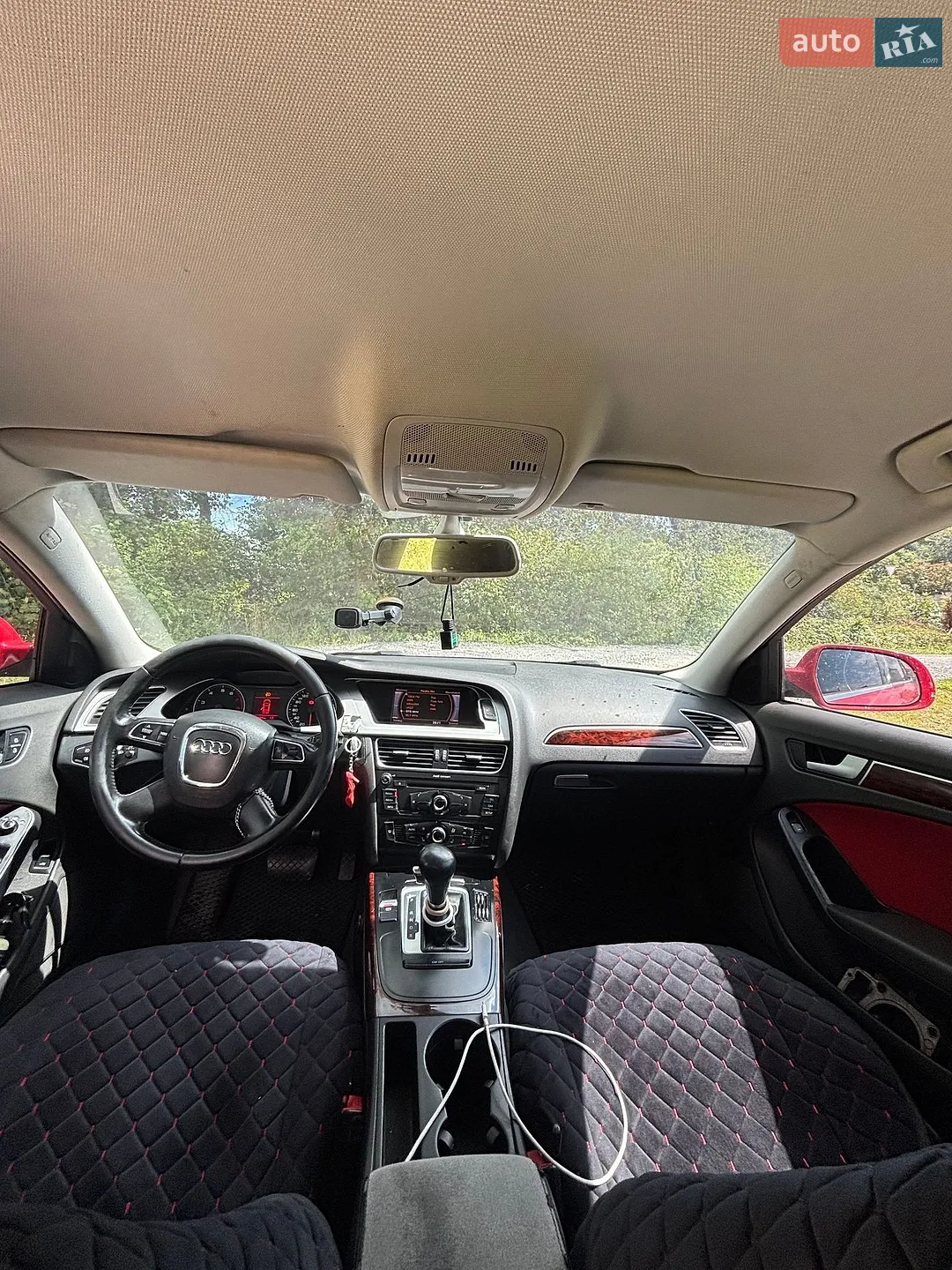 2010 Audi A4 - мініатюра 11
