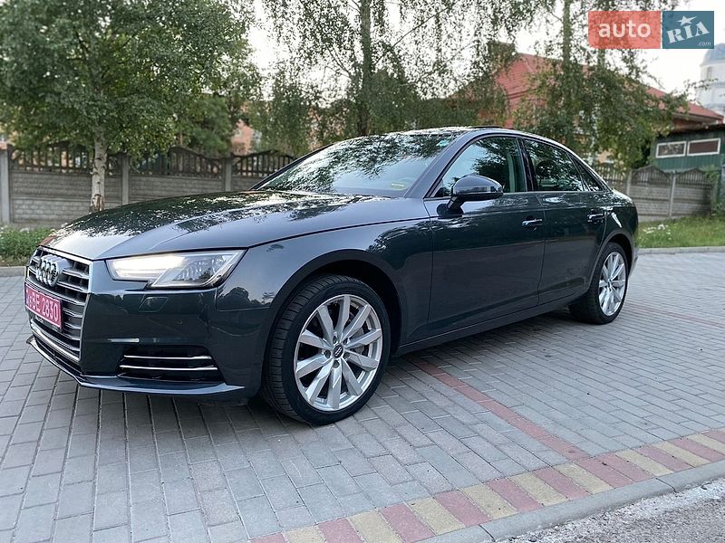 Седан Audi A4 2017 в Дубні