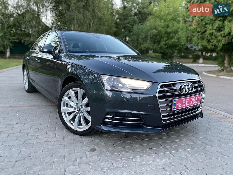 Седан Audi A4 2017 в Дубні