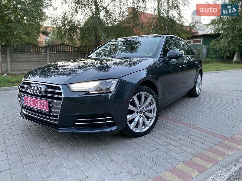 Седан Audi A4 2017 в Дубні