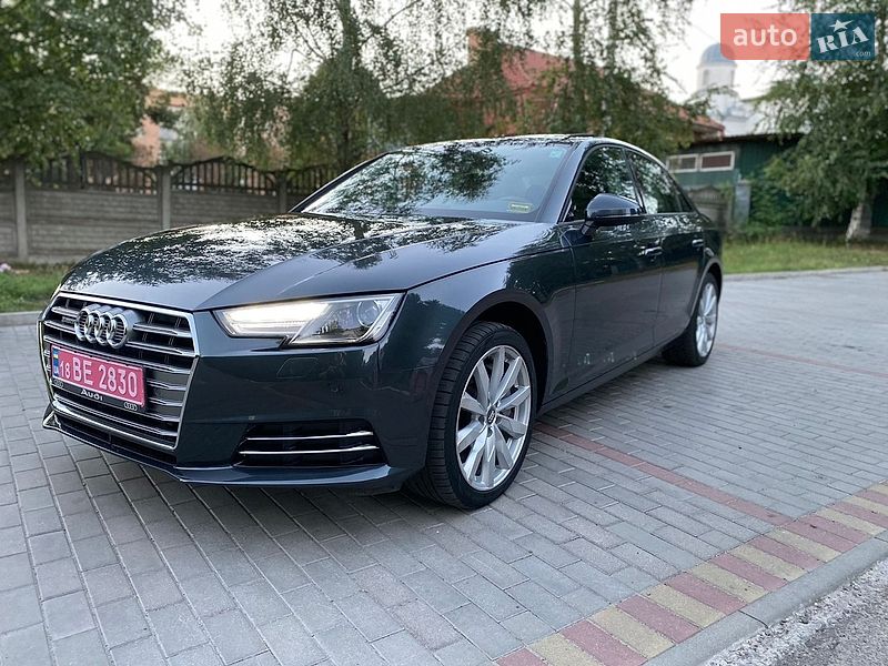 Седан Audi A4 2017 в Дубні