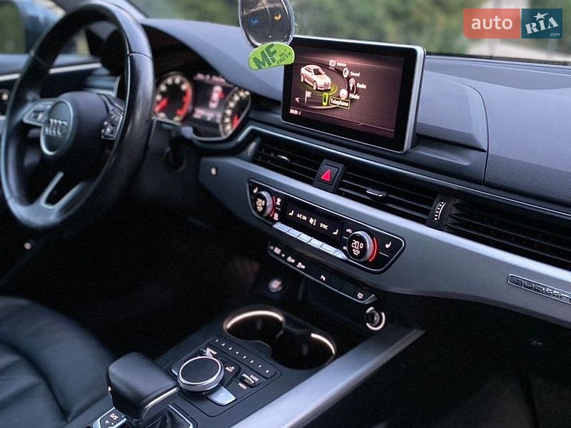 Седан Audi A4 2017 в Дубні