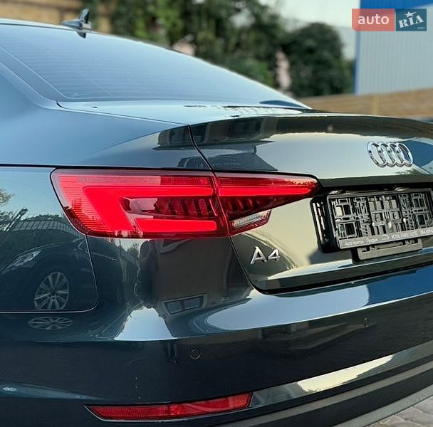 Седан Audi A4 2017 в Николаеве