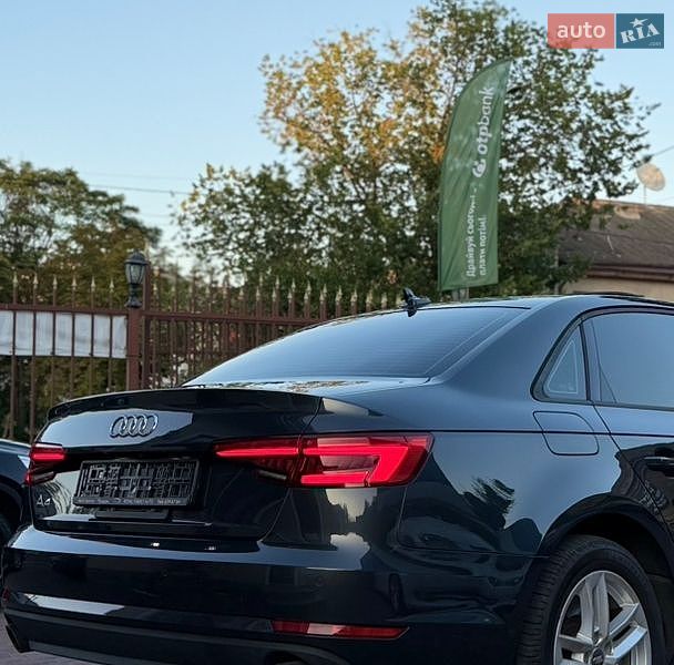 Седан Audi A4 2017 в Николаеве