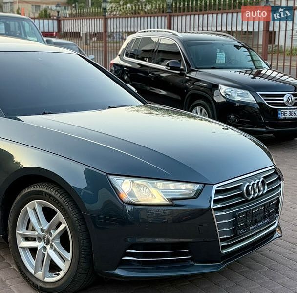 Седан Audi A4 2017 в Николаеве