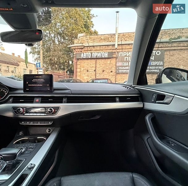 Седан Audi A4 2017 в Николаеве
