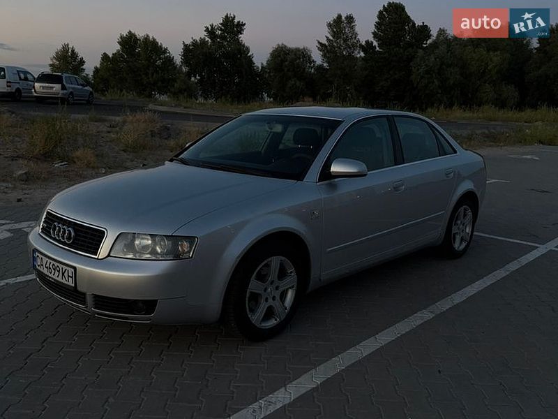 Седан Audi A4 2004 в Черкасах