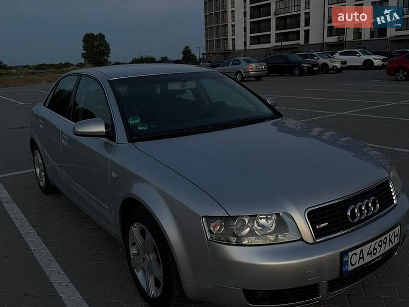 Седан Audi A4 2004 в Черкасах