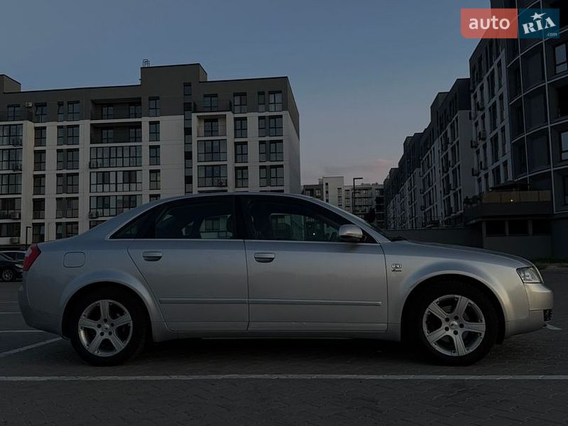 Седан Audi A4 2004 в Черкасах