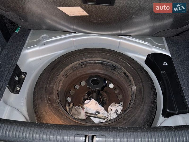 Седан Audi A4 2004 в Черкасах