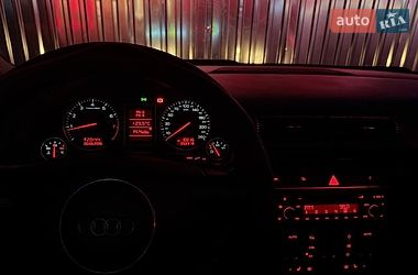 Седан Audi A4 2004 в Черкасах
