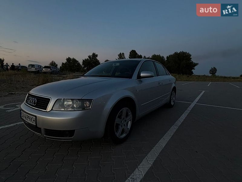 Седан Audi A4 2004 в Черкасах
