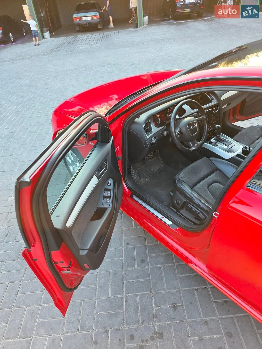 2011 Audi A4 - мініатюра 16