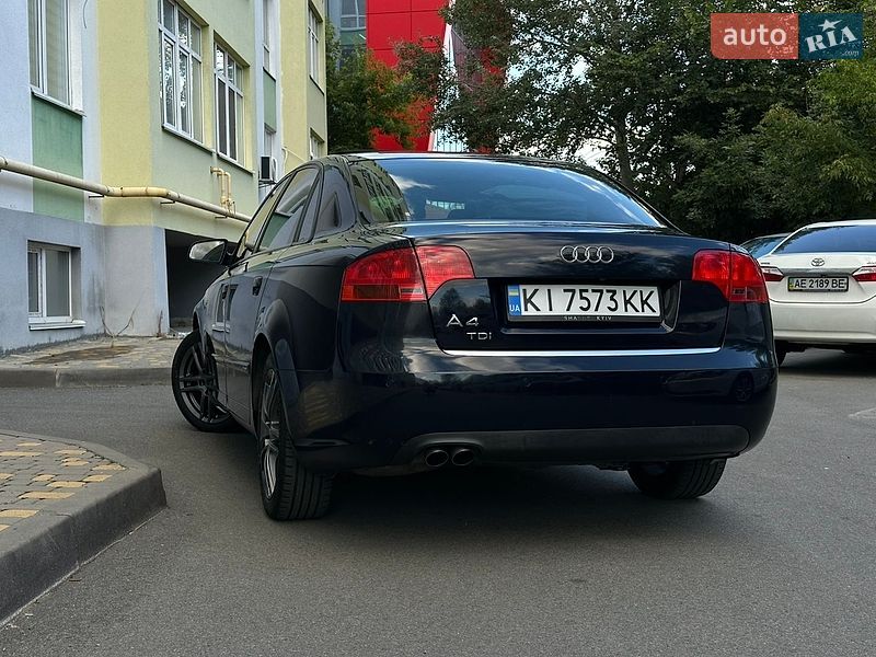 Седан Audi A4 2006 в Вишневом