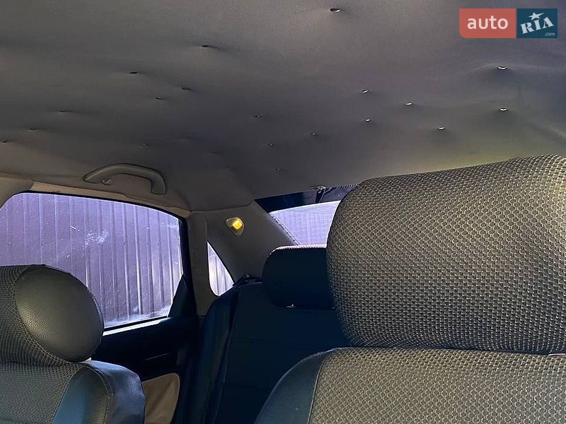 Седан Audi A4 1998 в Борисполе