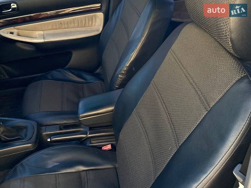 Седан Audi A4 1998 в Борисполе