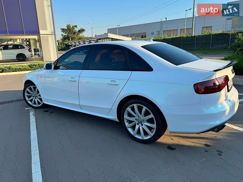 Седан Audi A4 2013 в Харькове