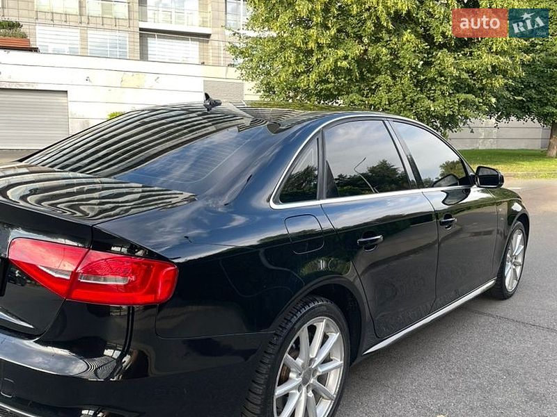 Седан Audi A4 2014 в Києві