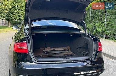 Седан Audi A4 2014 в Києві