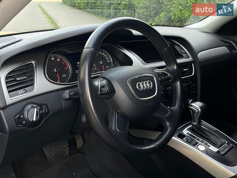 Седан Audi A4 2014 в Києві