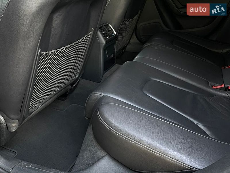 Седан Audi A4 2014 в Києві