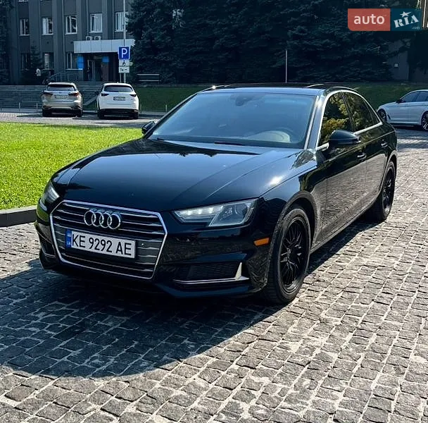 Audi A4