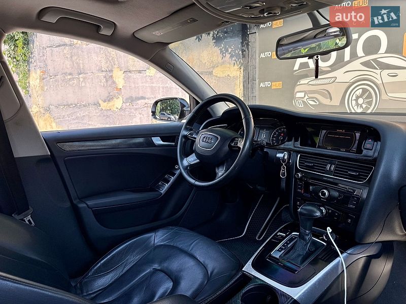 Седан Audi A4 2012 в Харкові