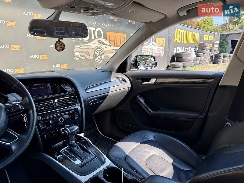 Седан Audi A4 2012 в Харкові